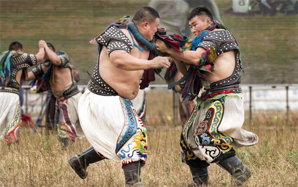 9大類(lèi)賽事30余項(xiàng)活動(dòng) 第二屆“時(shí)尚體育節(jié)”將在金沙灘啤酒城舉辦