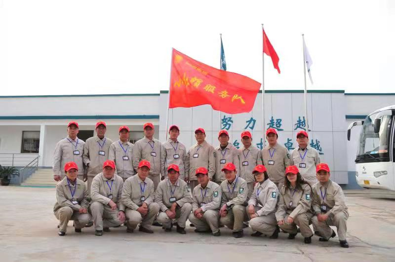 江蘇連云港市贛榆區(qū)供電公司服務(wù)菜農(nóng)助力鄉(xiāng)村振興，提供貼心服務(wù)受贊譽(yù)